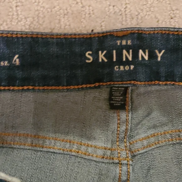 NWOT WHBM High Rise Skinny Crop Jeans Size 4 - Picture 2 of 6